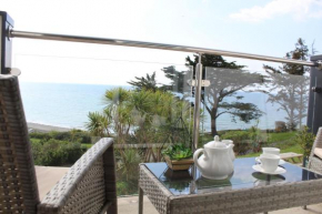 Stunning Sea Views from this Spacious 2 Bedroom Apartment